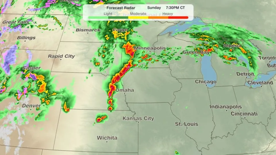 Pronóstico de un modelo meteorológico para tormentas eléctricas severas el domingo por la noche. - CNN Weather