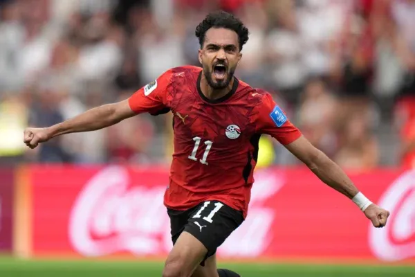 Egipto logra su primera victoria en un Mundial con Mohamed Salah como protagonista