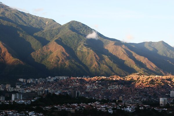 Empresas brasileñas buscan ampliar inversiones en Venezuela