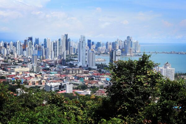 Salocin1 panama city 4711183