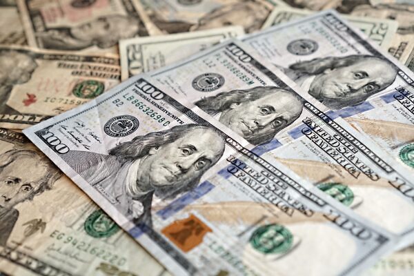 ¿Por qué el dólar sigue subiendo en Venezuela? Billetes de dólares estadounidenses utilizados en operaciones comerciales en Venezuela.
