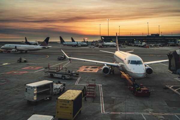 Venezuela tiene dos aeropuertos con potencial para inversión privada