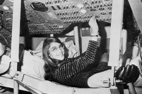 Margaret Hamilton: el legado de la mujer que llevó el software a la Luna